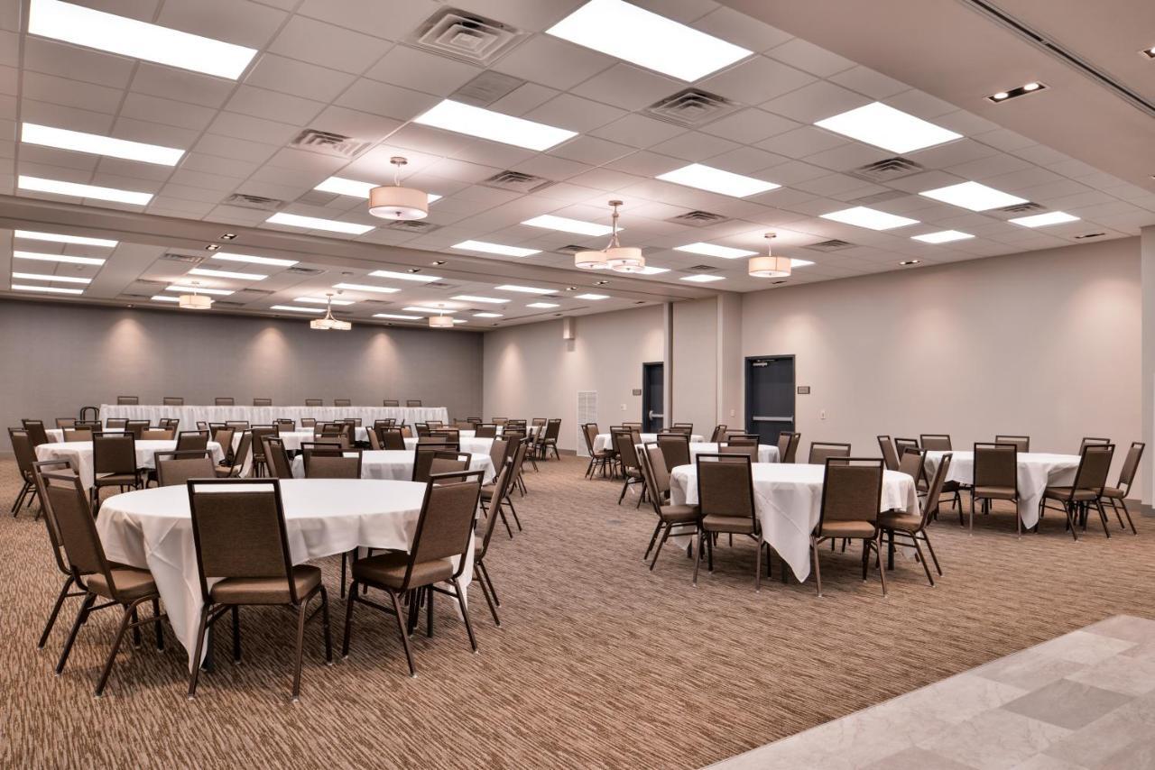 Country Inn & Suites By Radisson, Ft Atkinson, Wi Fort Atkinson Kültér fotó